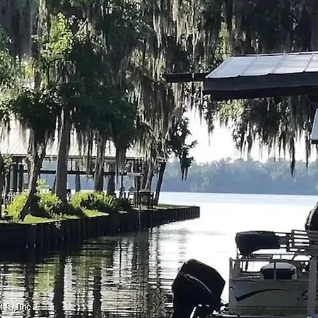 St Johns River Retreat